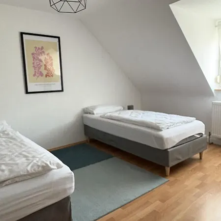 Nest - Nähe Wasenpark