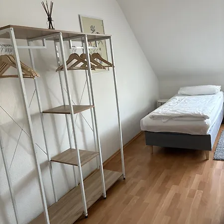 A&a Homes - 2br, 4 Beds, Tv & Wlan And Kitchen Apartment Ettlingen