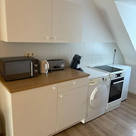 Nest - Nähe Wasenpark Apartment